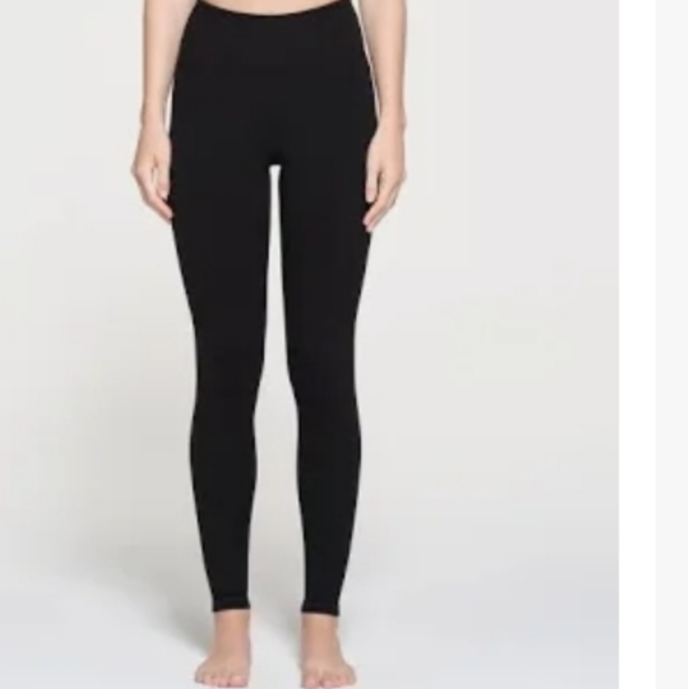 Skims Outdoor  Leggings